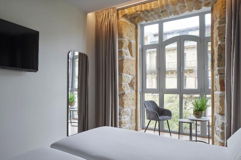 Hotel Arrizul Catedral San Sebastian Exterior photo